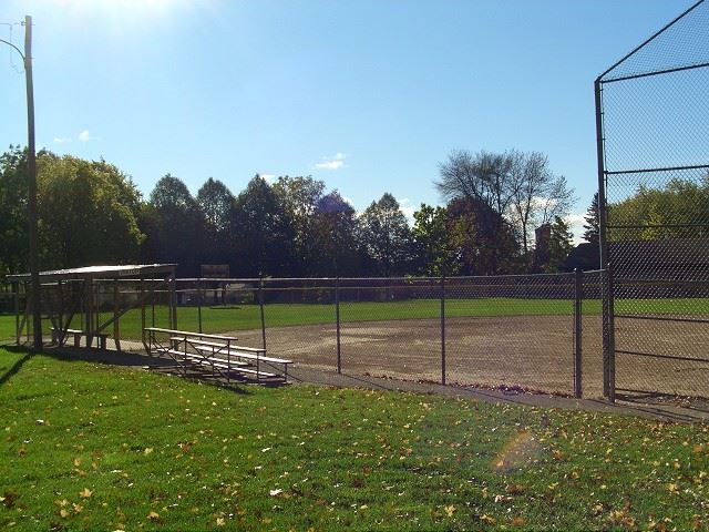 Enos Colburn Park - Top Dog Parks