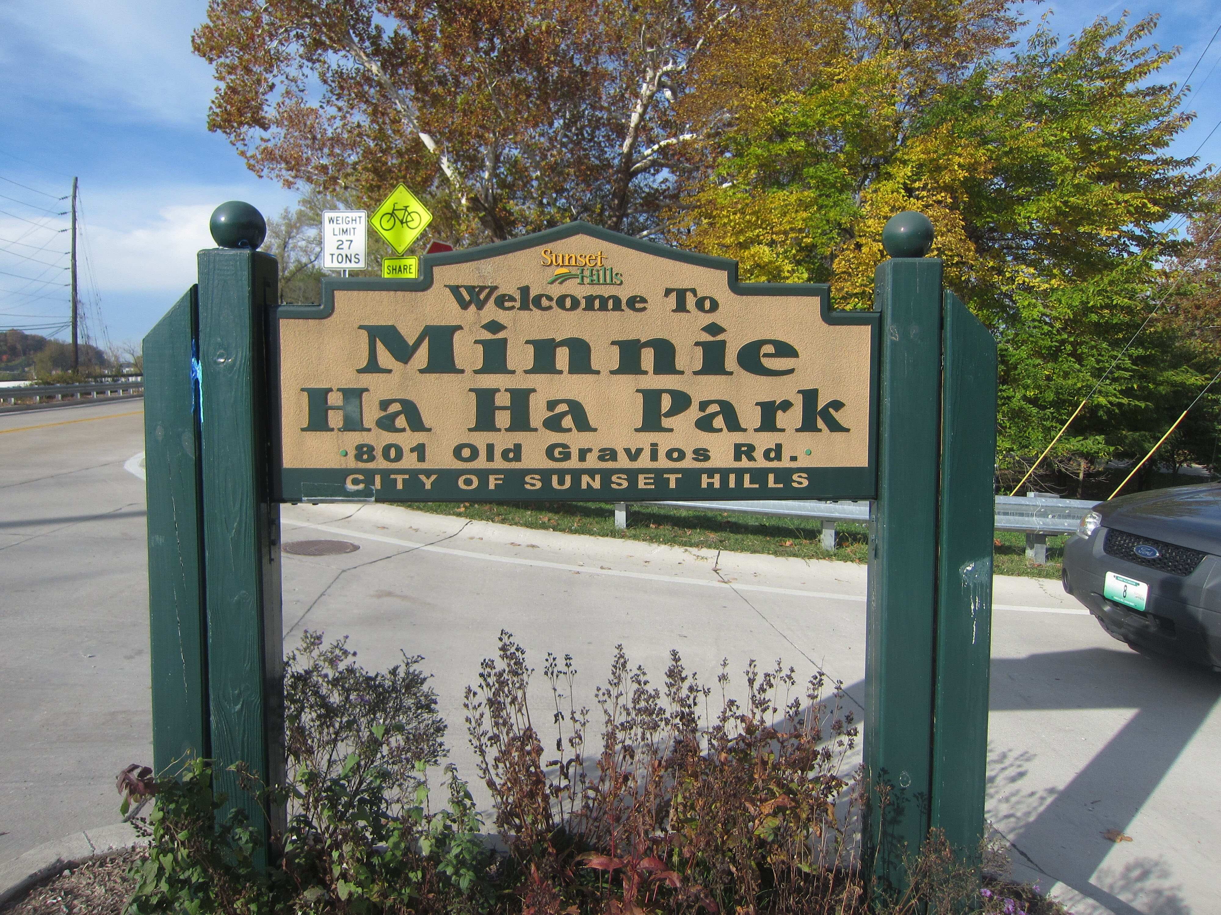 Minnie Ha Ha Park - Top Dog Parks